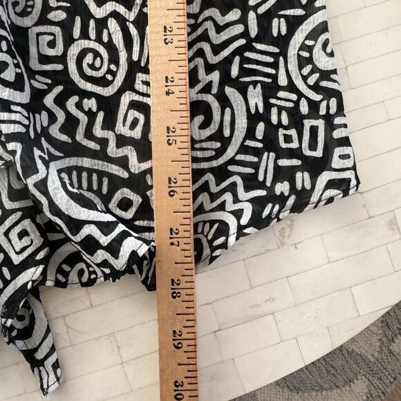 Vtg Chico's DESIGN 100% Silk Crinkle Top Blouse Sz 1 M Black White‎ Ruffle Tunic - Picture 11 of 11